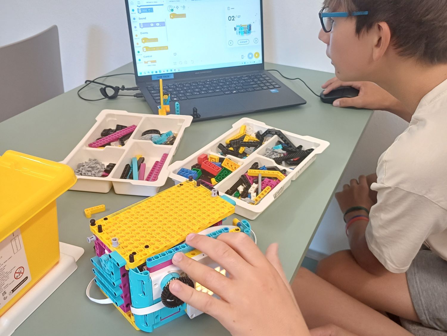07-smartlab-lego 5.jpg